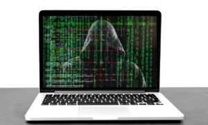 Cómo bloquear mensajes de spam y phishing en WhatsApp